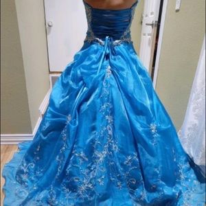 Ball gown